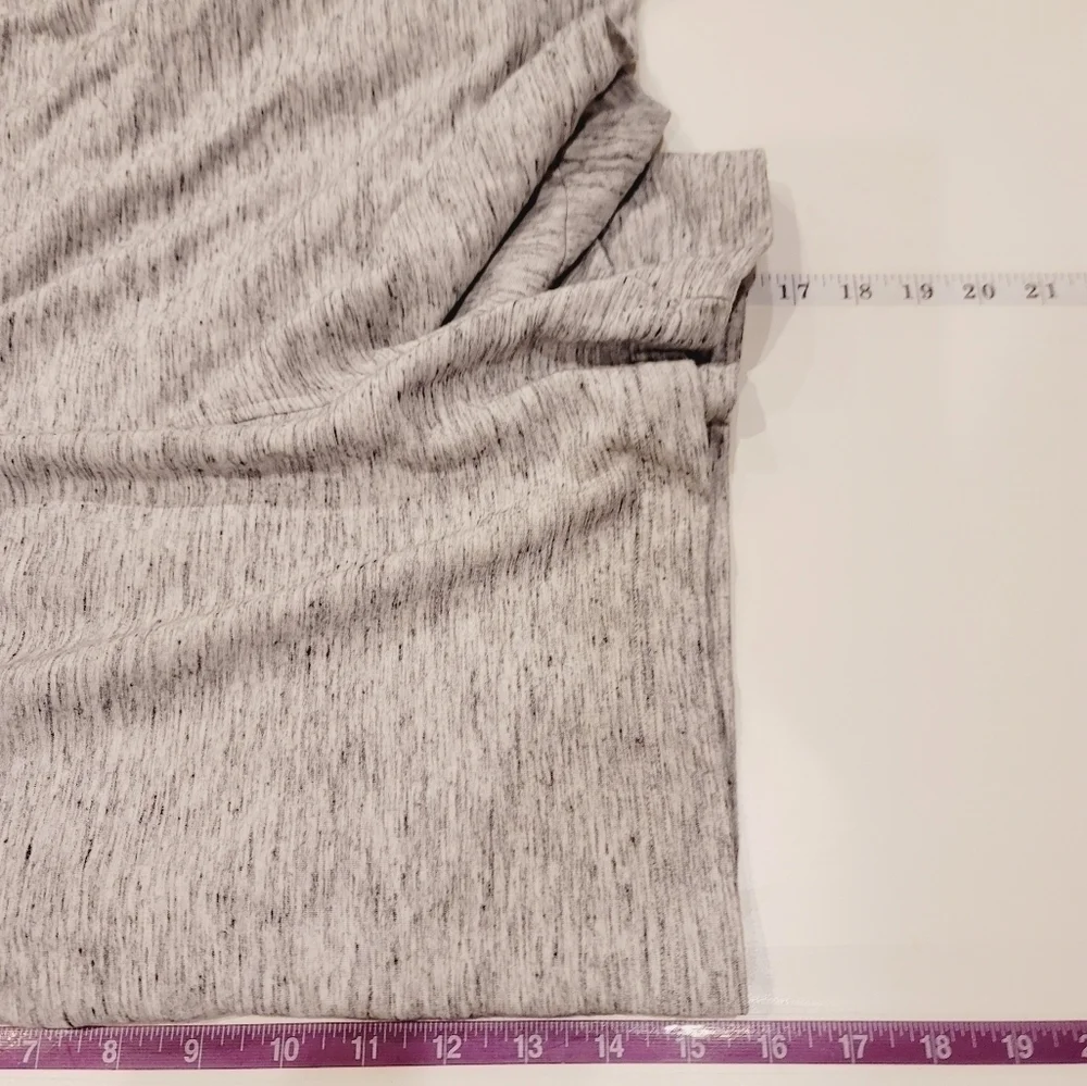 Athleta Balance 4” Shortie in Heathered Gray, sz 1X